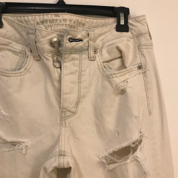 American Eagle Boyfriend Jeans - 2 - Picture 3 of 5